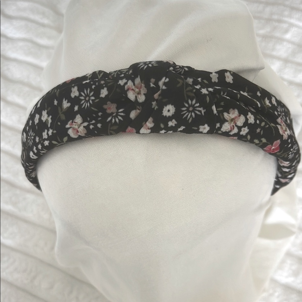 Floral Black Headband NWOT